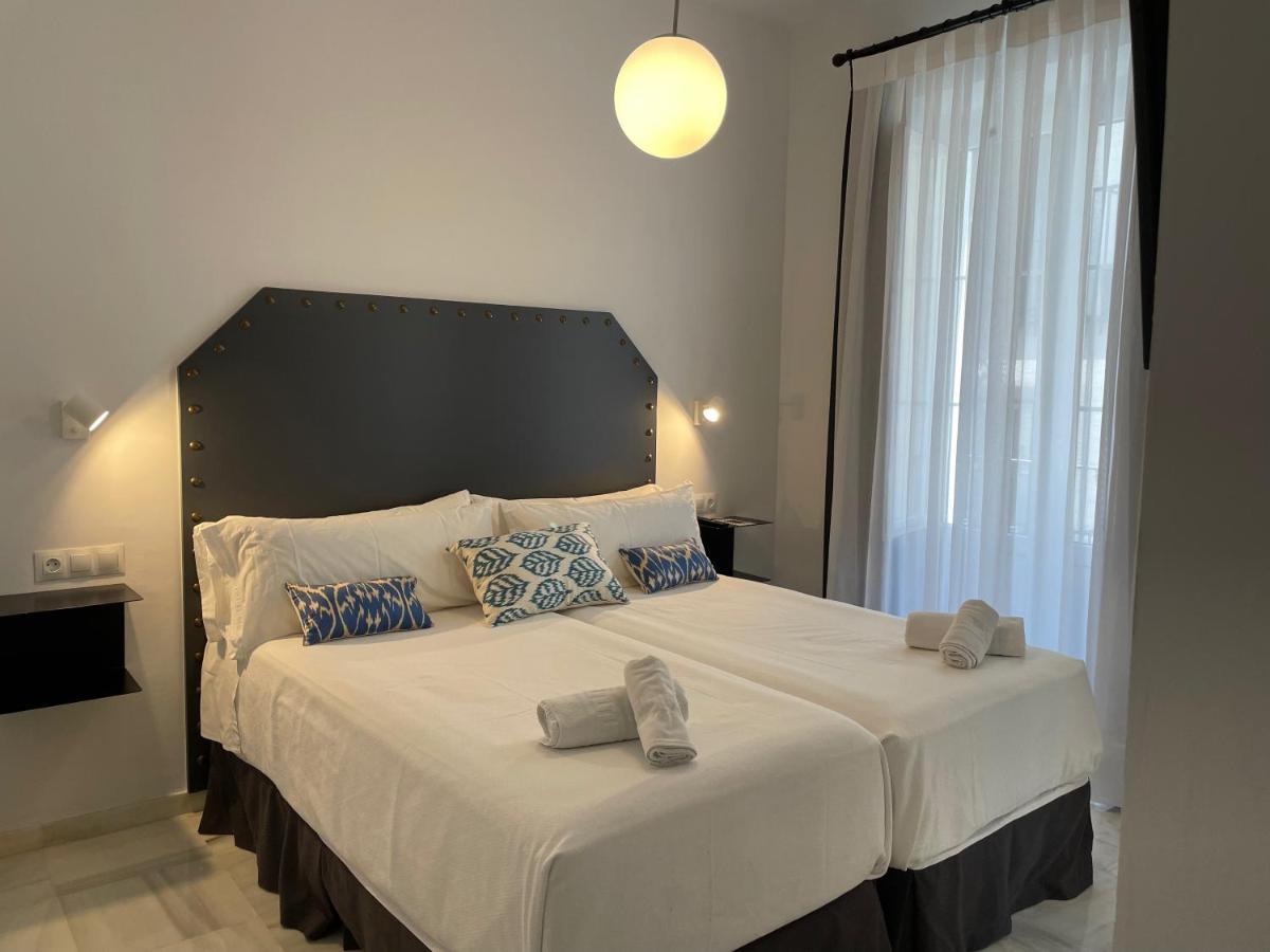 Double or Twin Room,1127078559:JPEG