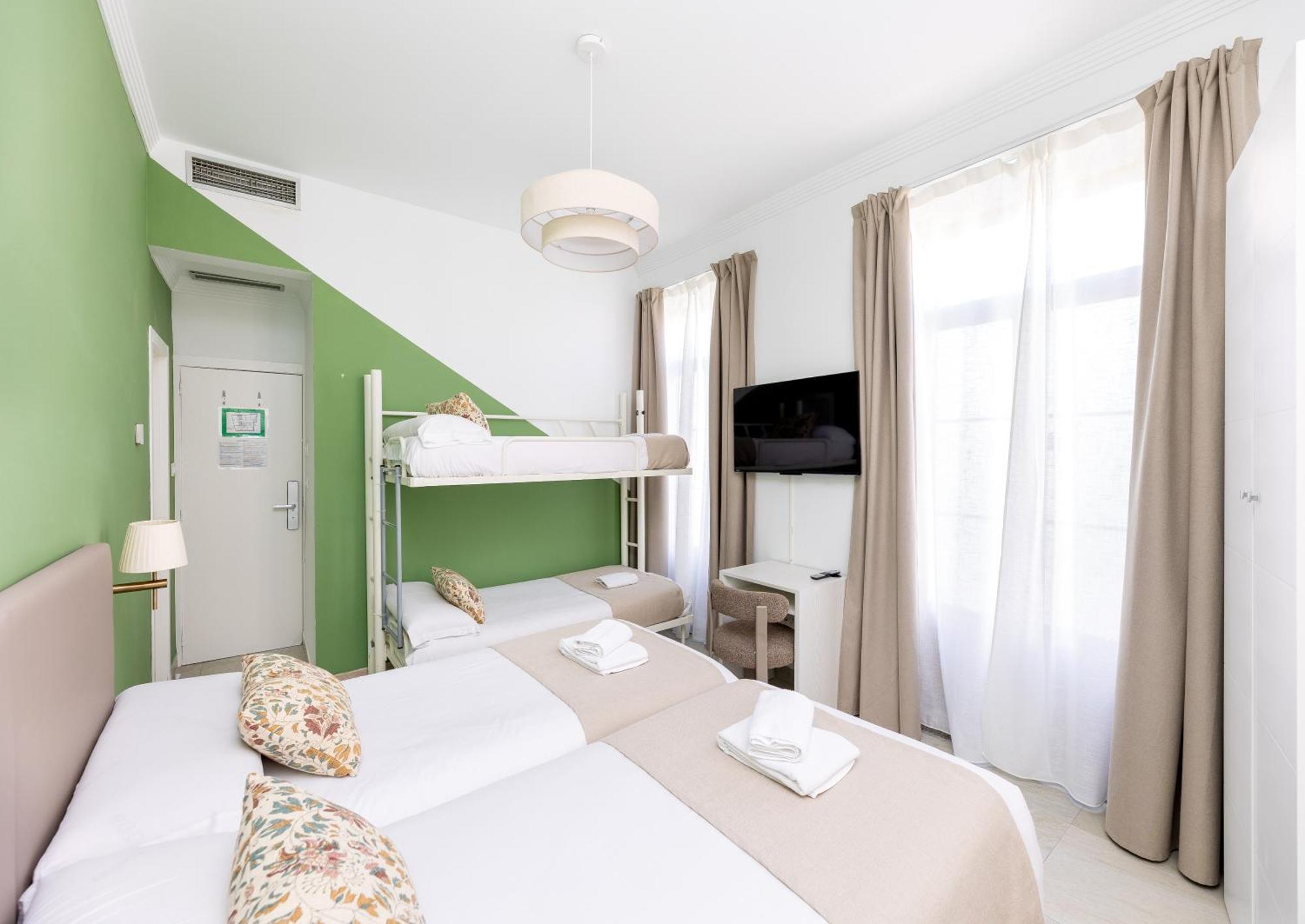 Dreibettzimmer