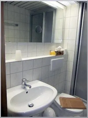 Gasthof-Pension Rotes Haus-1
