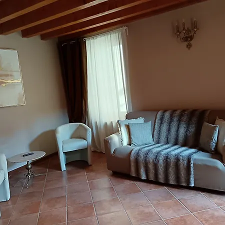 Luxury Suite Sirmione-3