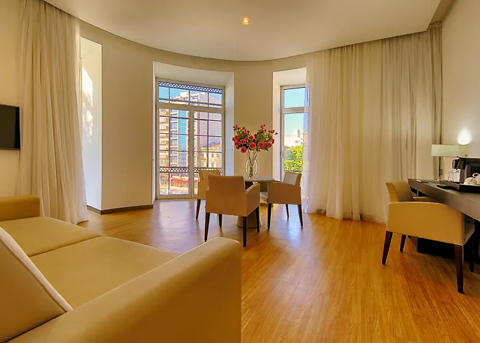 Resort: Jupiter Lisboa Hotel - Rooftop & Spa