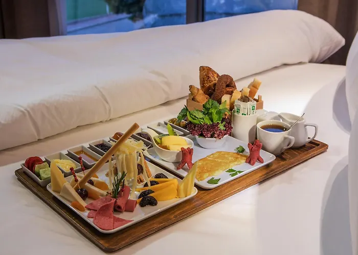 Holiday Inn Antalya - Lara By Ihg