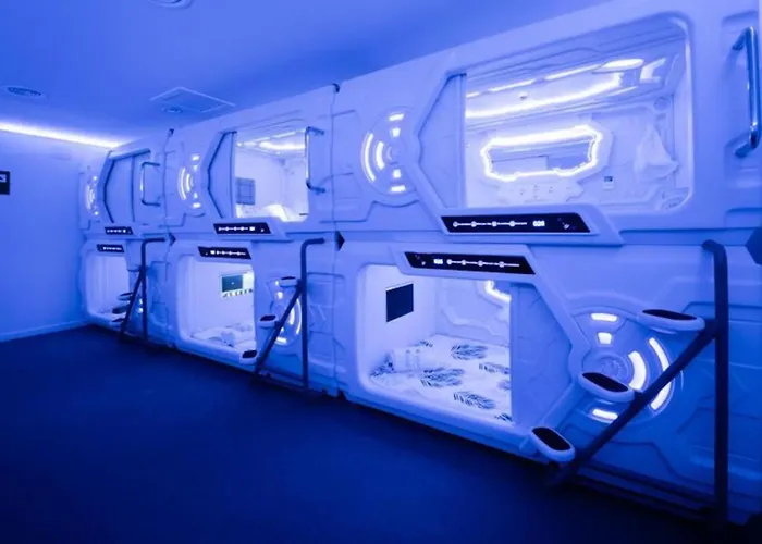 GOOD VIBES ONLY Capsule Hostel