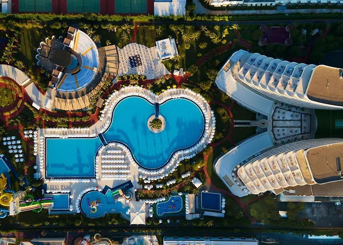 Miracle Resort Hotel