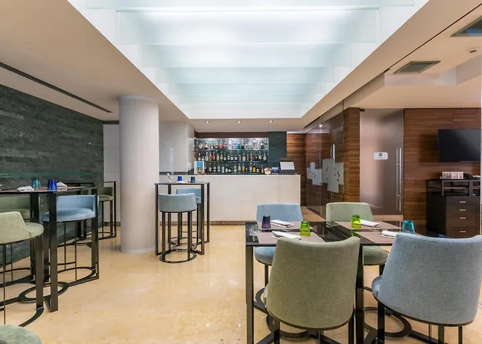 Hilton Garden Inn e Claridge