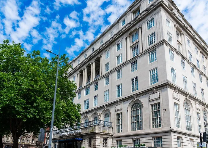 3-Sterne-Hotel: Adelphi Hotel