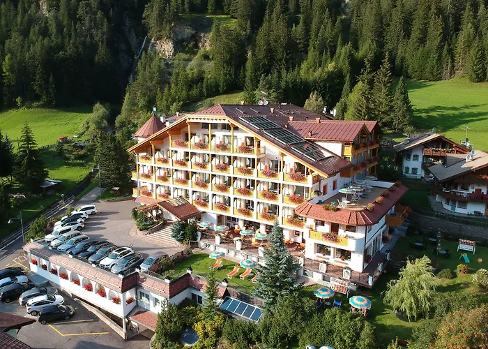 Hotel Cesa Tyrol