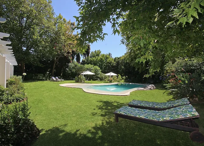 Beluga Of Constantia Guest House