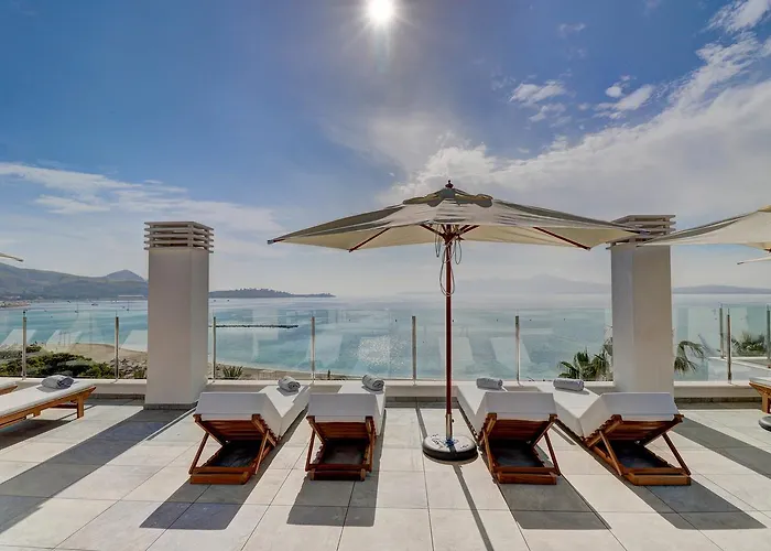 Hoposa Pollentia - Adults Only